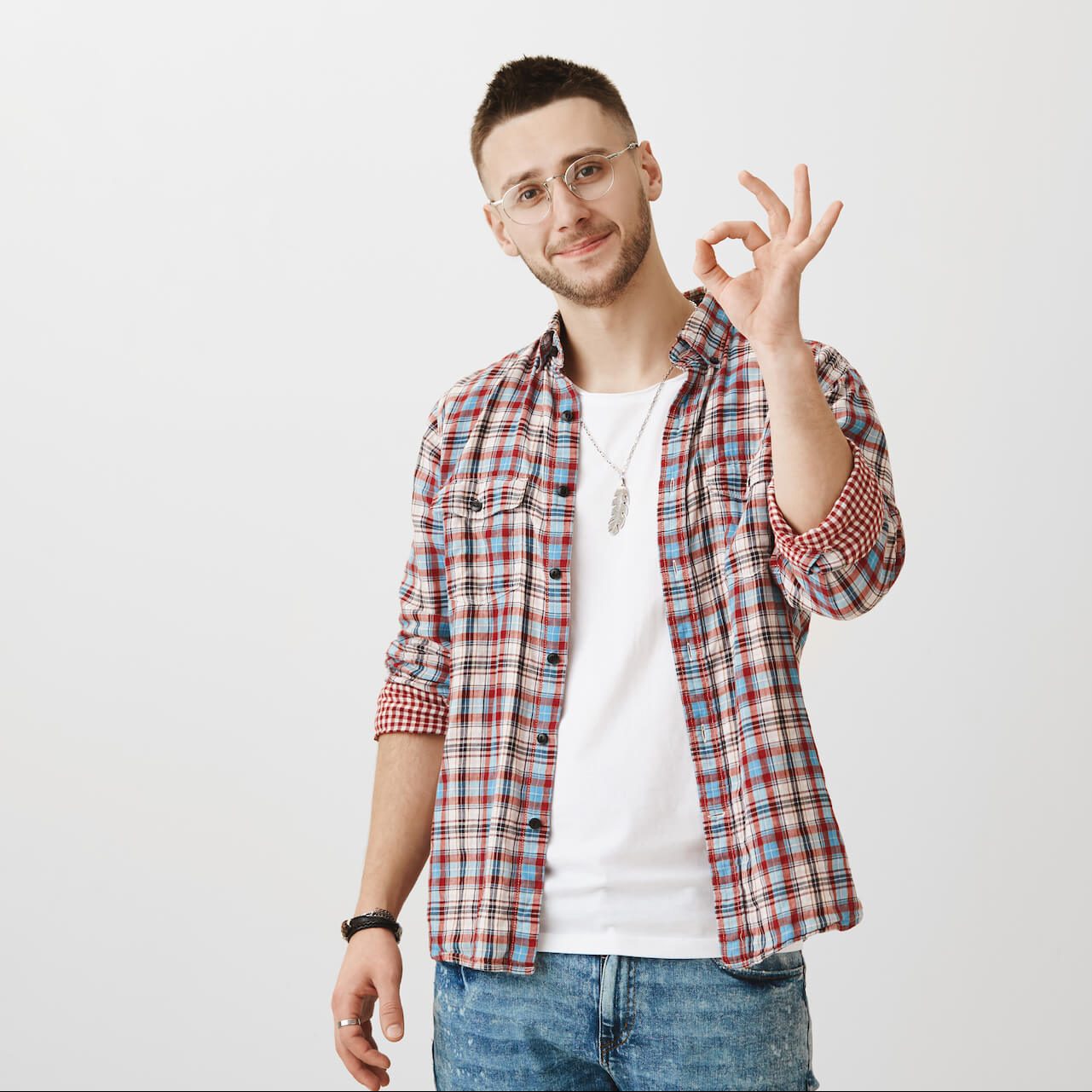 good-looking-caucasian-entrepreneur-with-glasses-i-2022-02-08-03-31-38-utc-e1653983641108.jpg