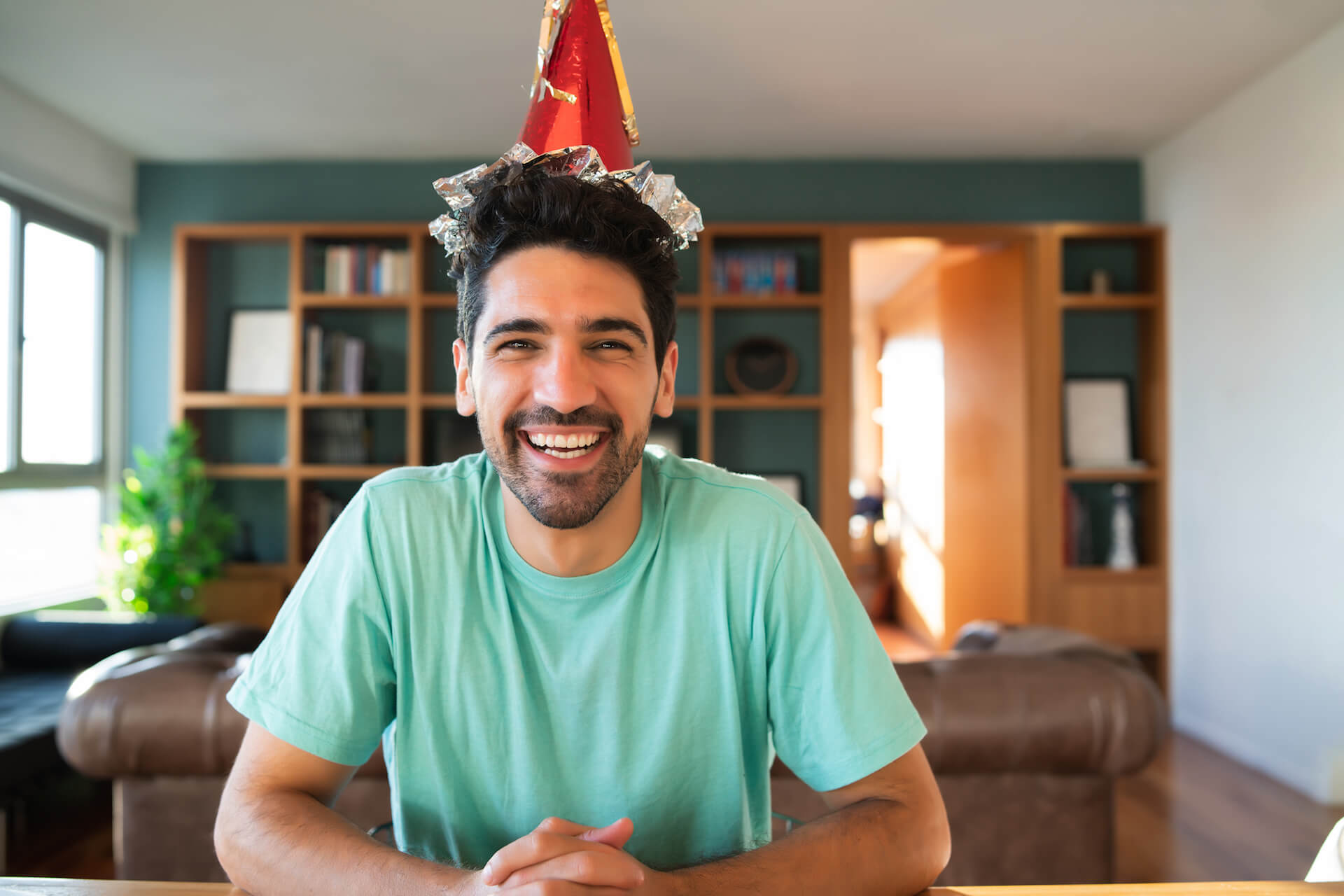 man-celebrating-his-birthday-on-a-video-call-2021-09-02-07-23-31-utc.jpg